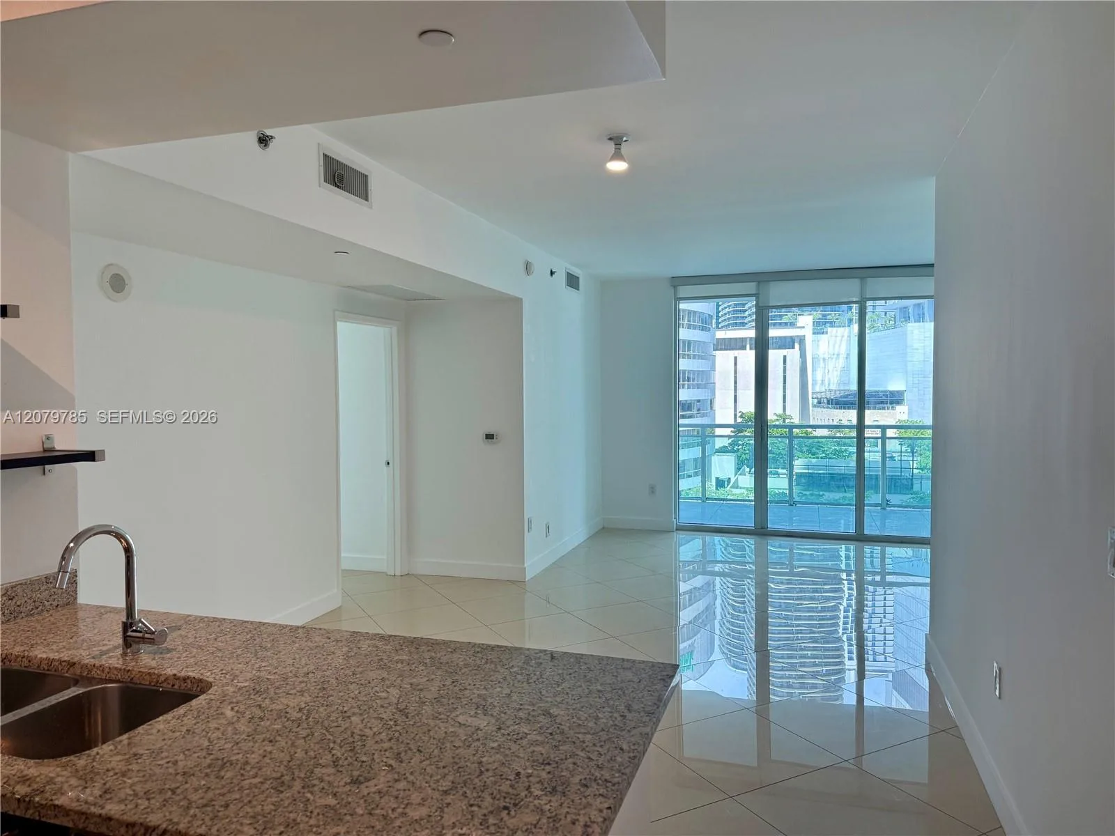 950 Brickell Bay Dr # 601, Miami, FL 33131
