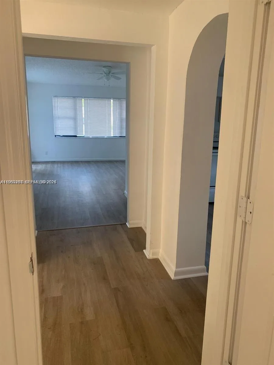 411 SW 22nd Ave, Fort Lauderdale, FL 33312 photo 3