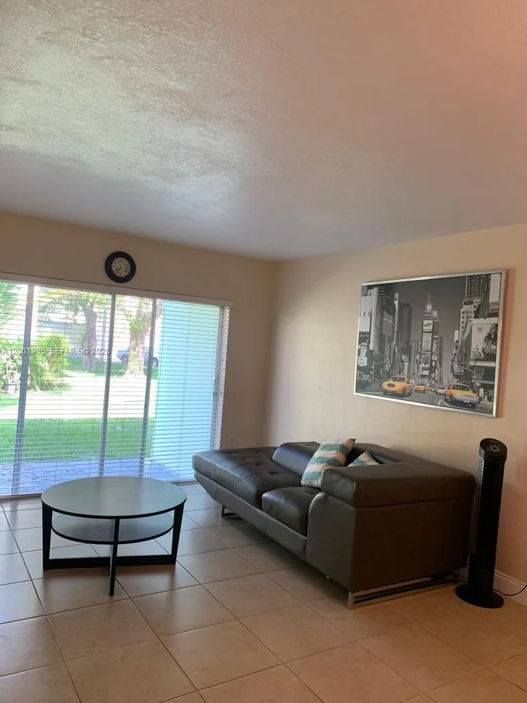 7530 SW 82nd St # G102, Miami, FL 33143 photo 5