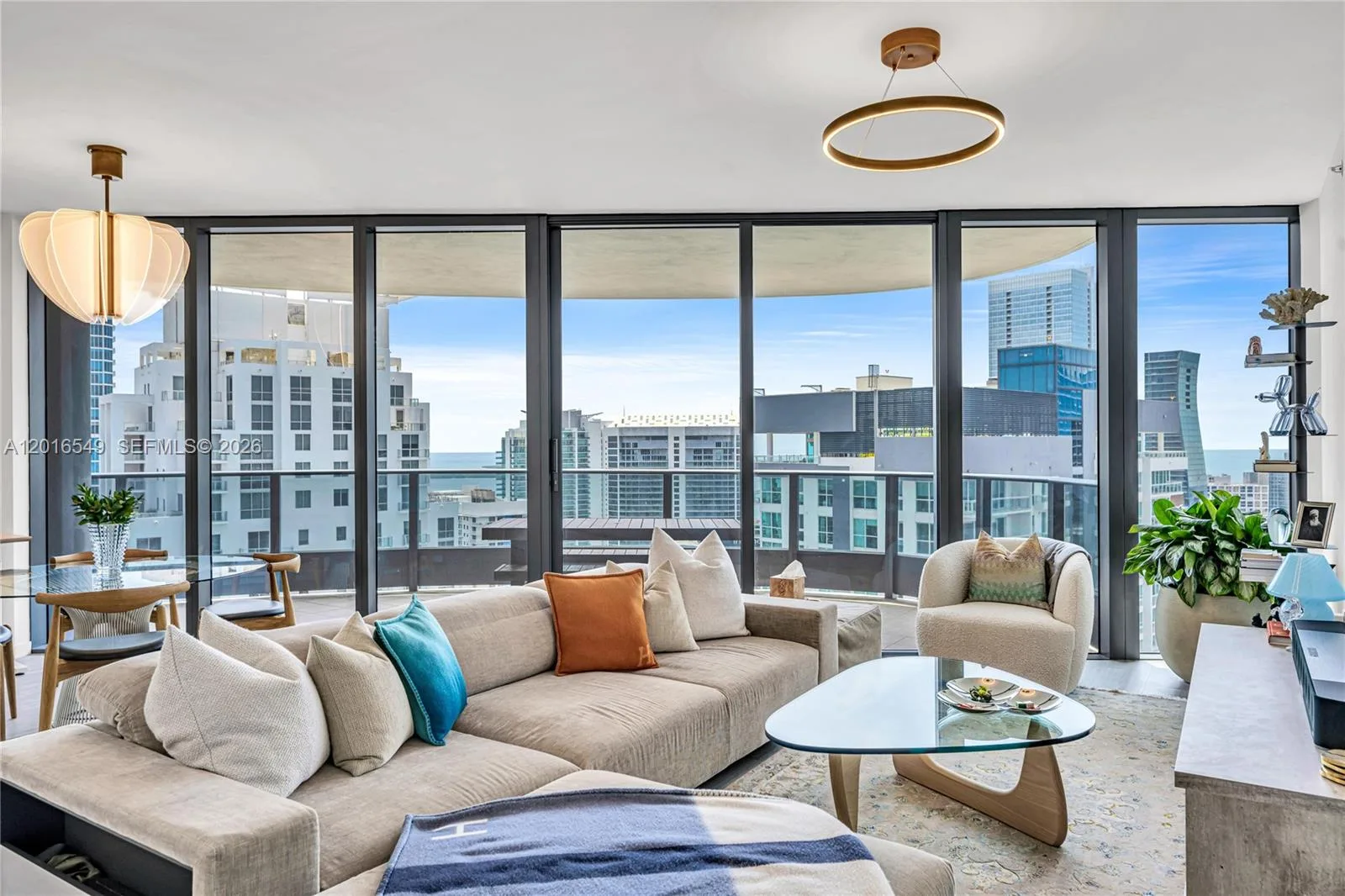 1000 Brickell Plz # 4601, Miami, FL 33131