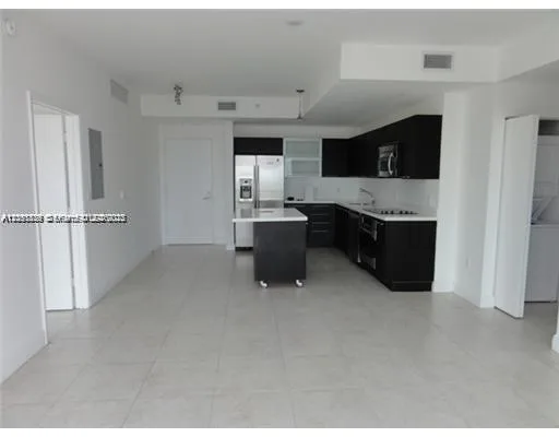 90 SW 3rd St # 2907, Miami, FL 33130 photo 2
