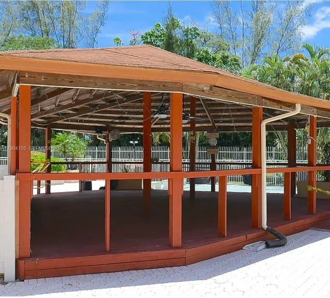 3910 Inverrary Blvd # 703-B, Lauderhill, FL 33319 photo 11
