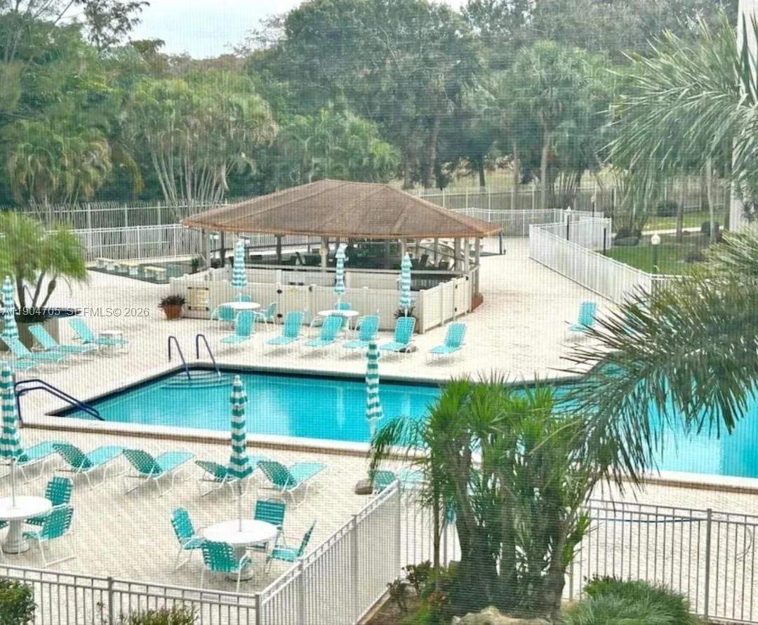 3910 Inverrary Blvd # 703-B, Lauderhill, FL 33319 photo 5