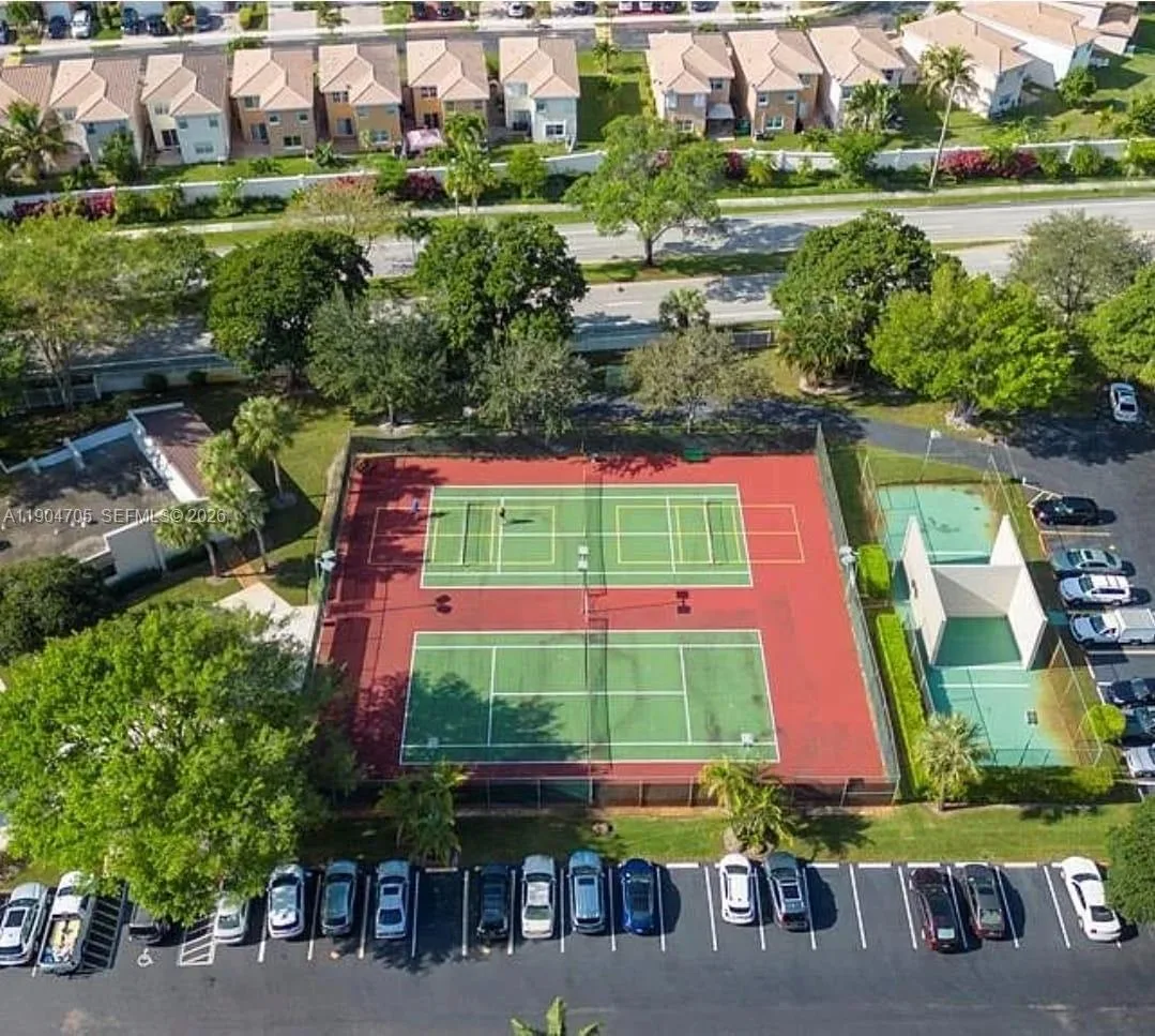 3910 Inverrary Blvd # 703-B, Lauderhill, FL 33319 photo 6
