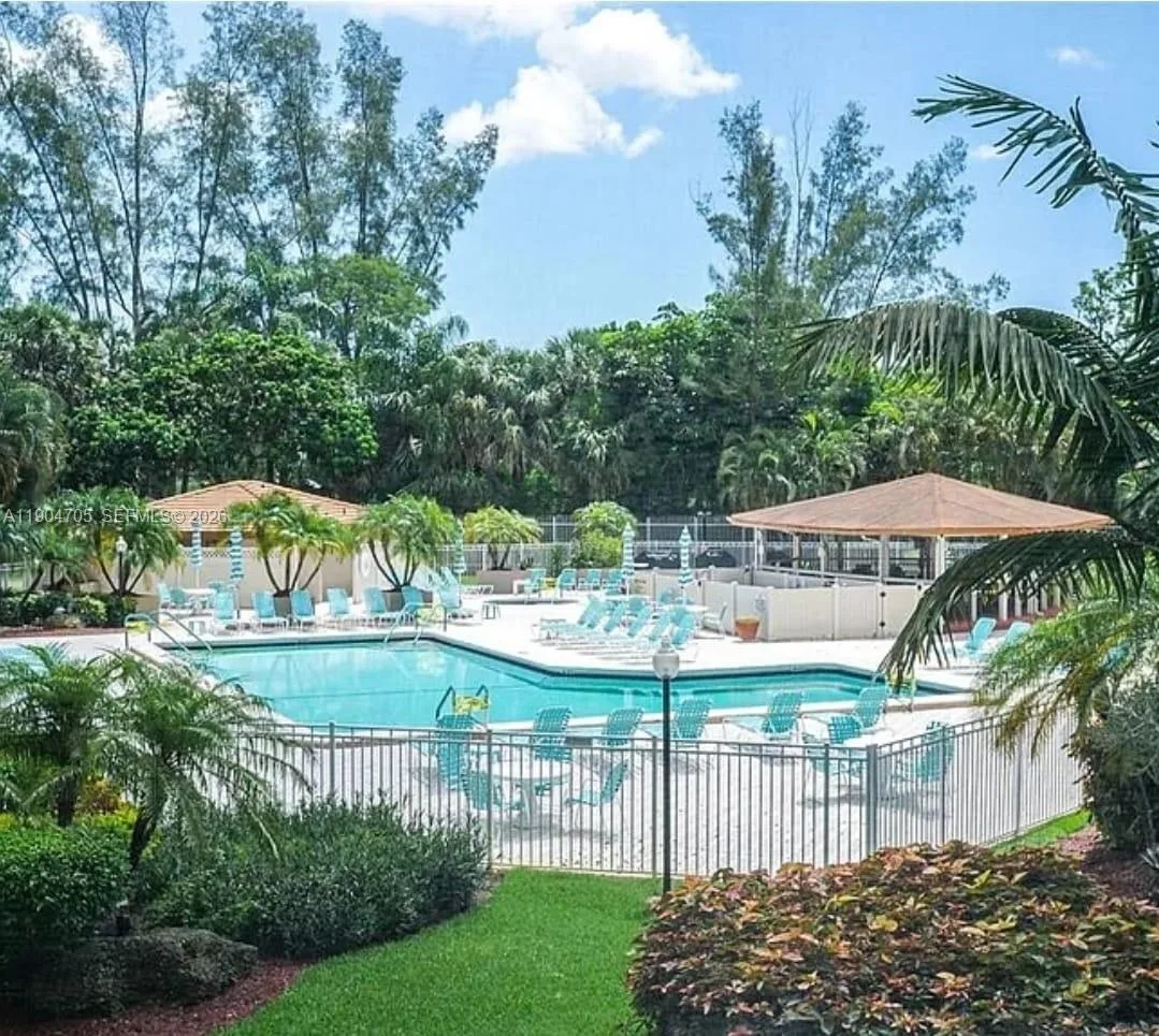 3910 Inverrary Blvd # 703-B, Lauderhill, FL 33319 photo 7