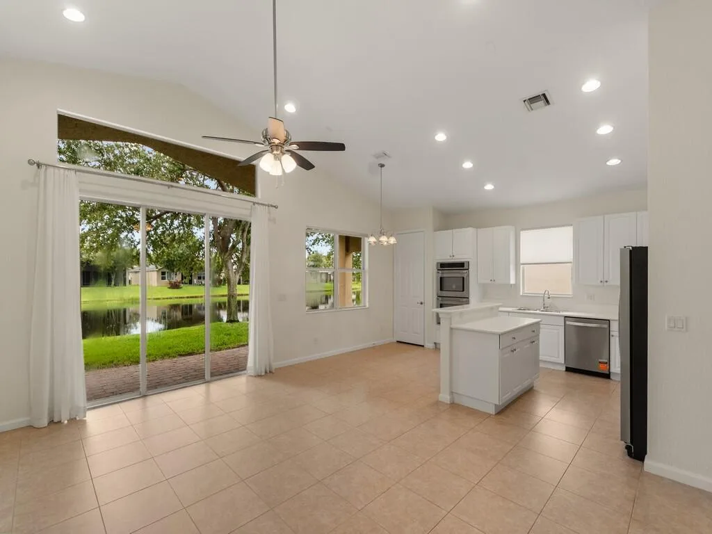 2287 SW NEWPORT ISLES Boulevard, Port St. Lucie, FL 34953 photo 12