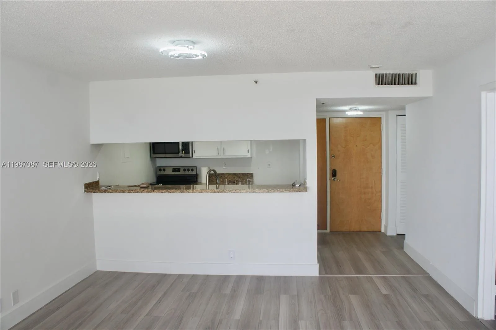 7601 E Treasure Dr # 1406, North Bay Village, FL 33141 photo 5