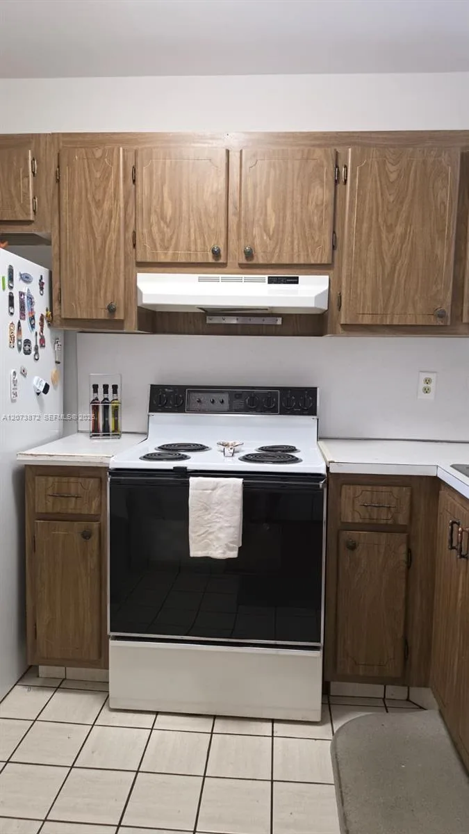 8000 N Sunrise Lakes Dr # 309, Sunrise, FL 33322 photo 11