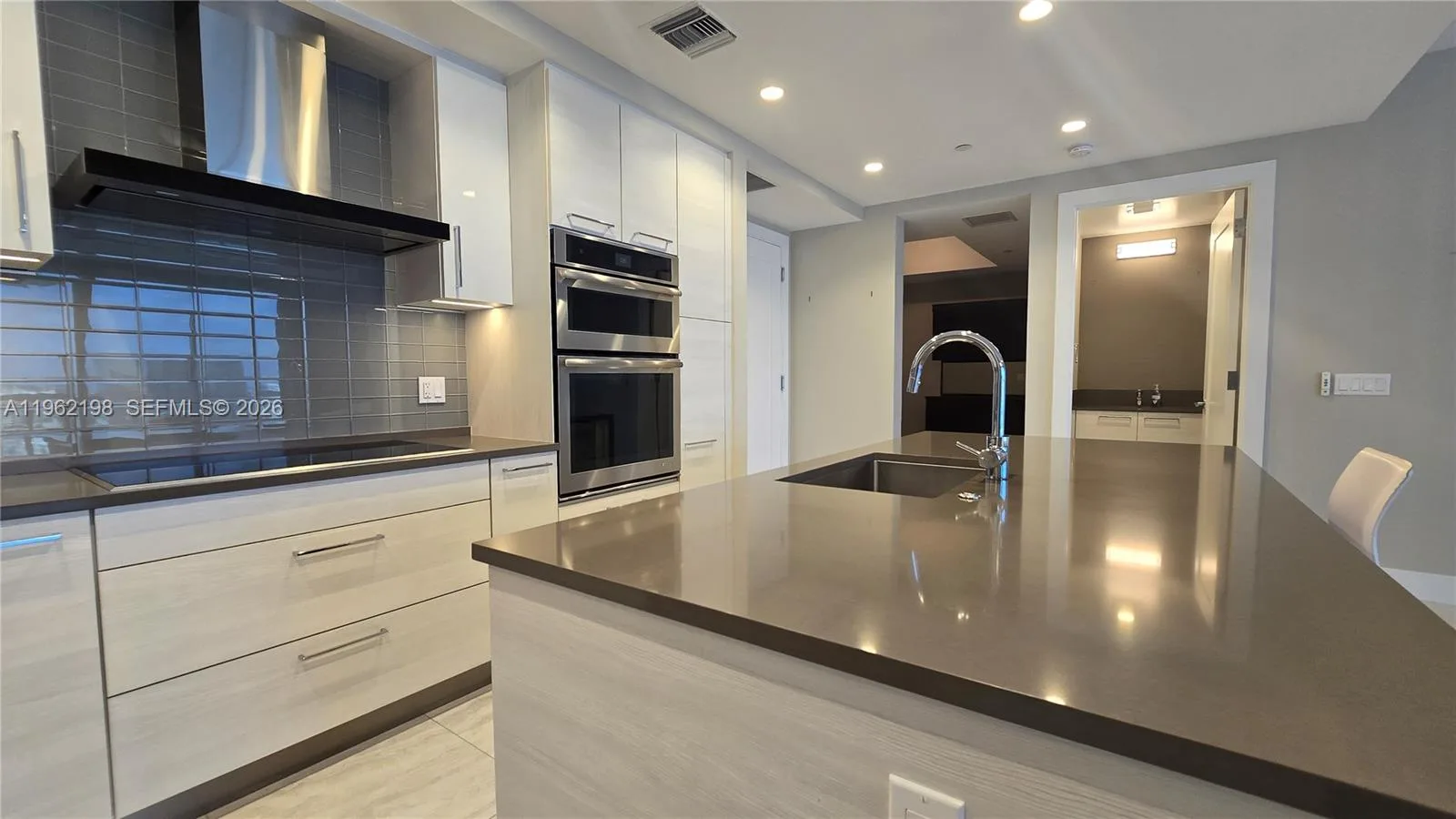 100 E Las Olas Blvd # 2202, Fort Lauderdale, FL 33301 photo 4