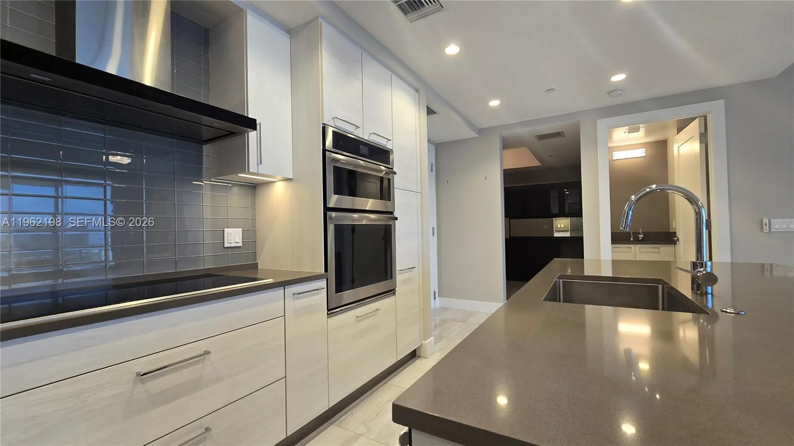100 E Las Olas Blvd # 2202, Fort Lauderdale, FL 33301 photo 7