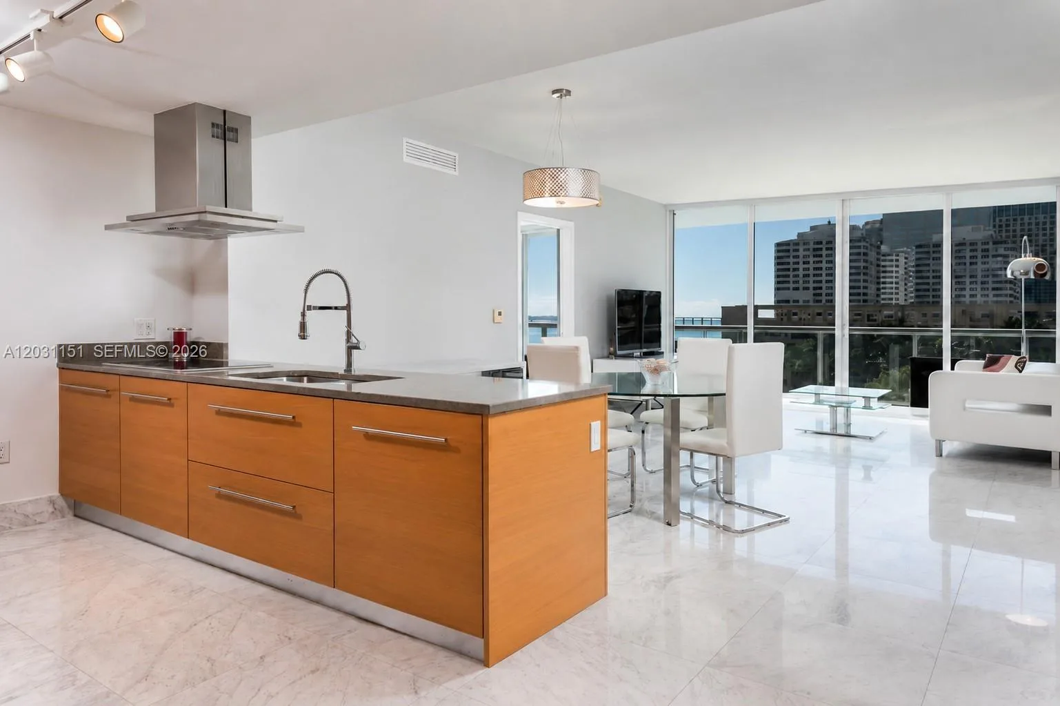 495 Brickell Ave # 705, Miami, FL 33131
