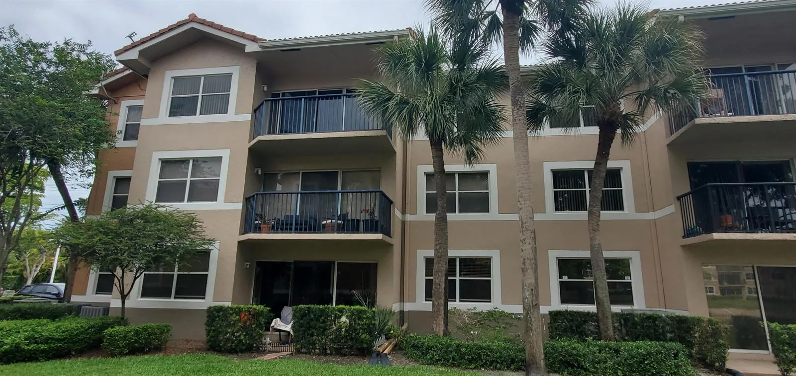 9033 Wiles Road # 308, Coral Springs, FL 33067