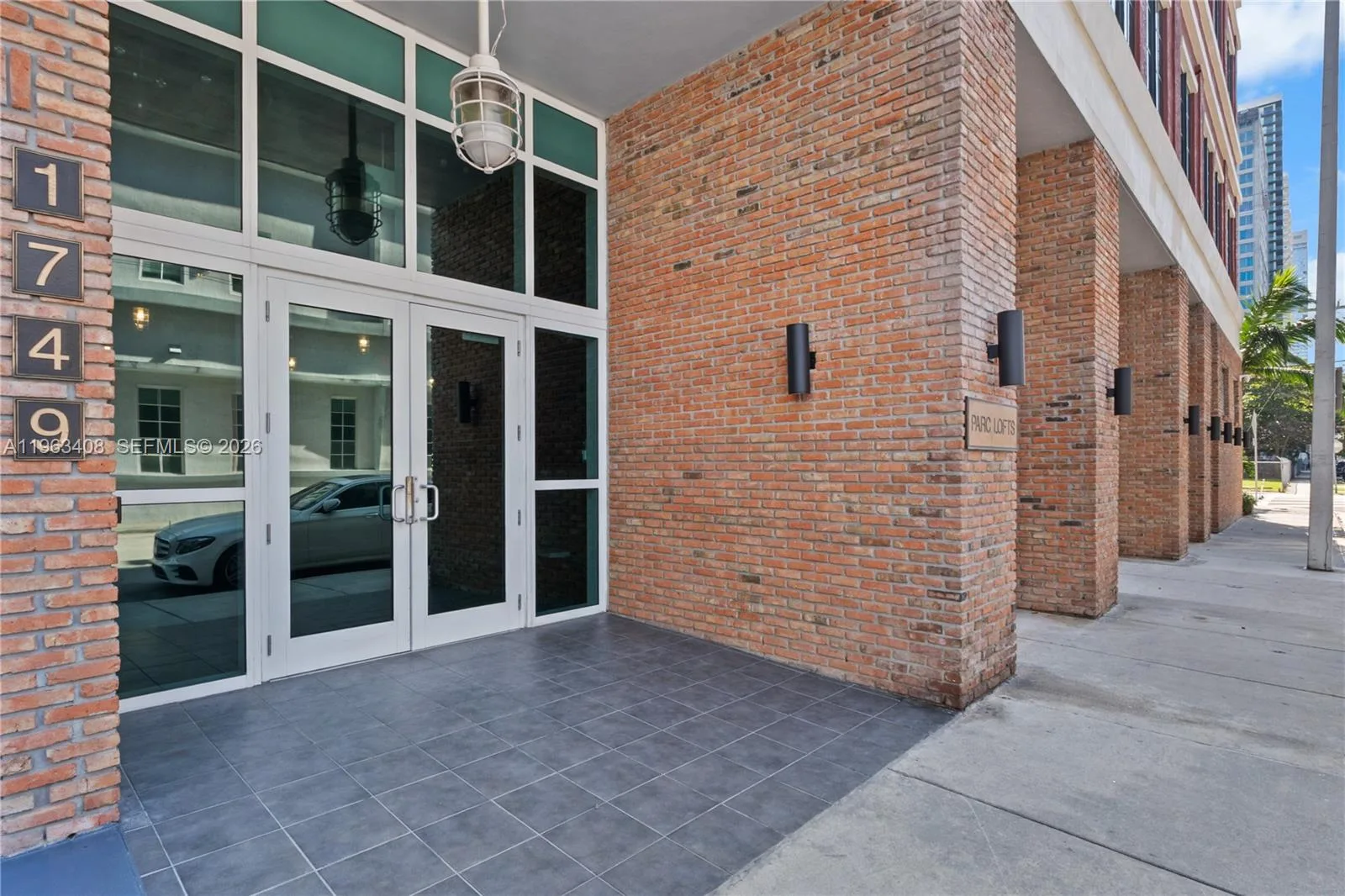1749 NE Miami Ct # 605, Miami, FL 33132 photo 3