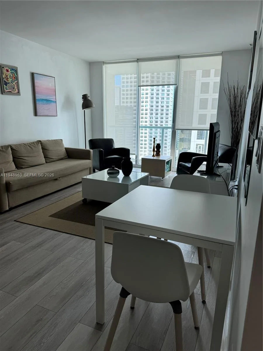 500 Brickell Ave # 1704, Miami, FL 33131 photo 6