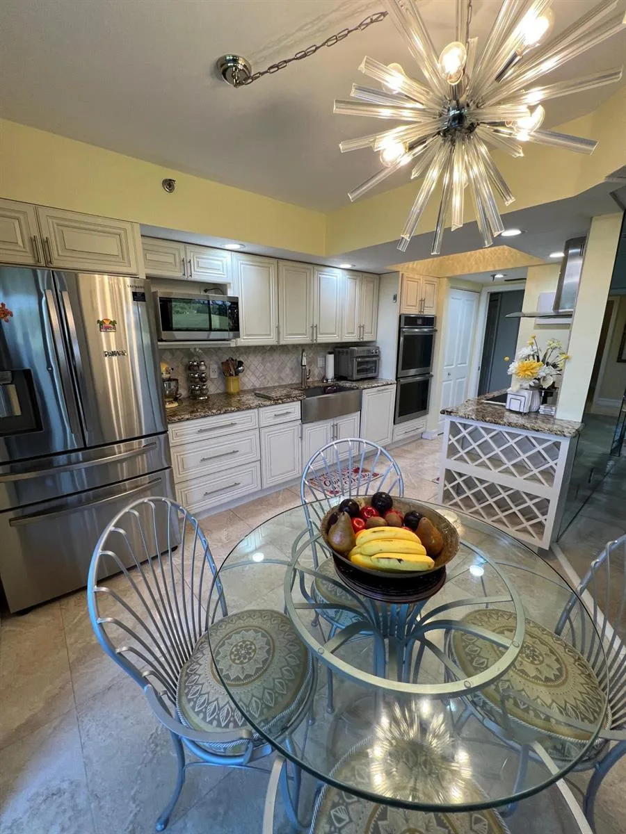 5257 Fountains Dr S # 105, Lake Worth, FL 33467