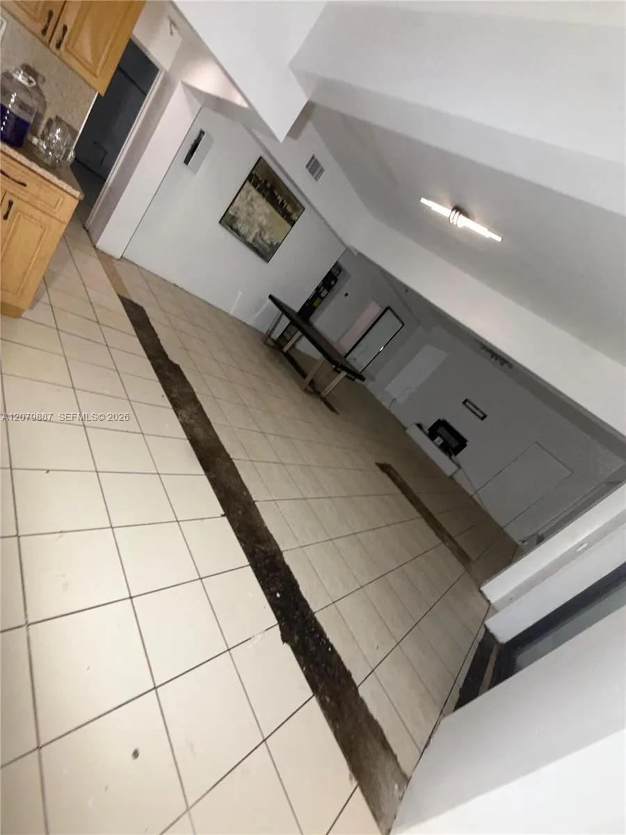 14800 NW 2nd Ave # B, Miami, FL 33168 photo 2