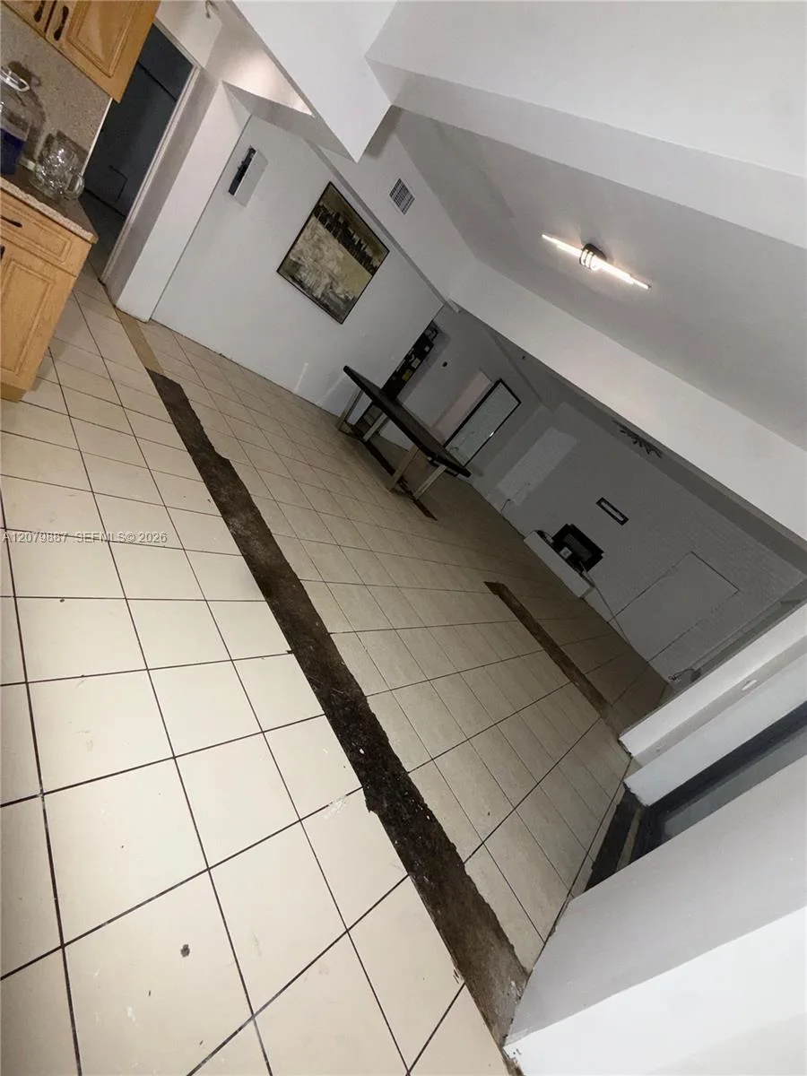 14800 NW 2nd Ave # B, Miami, FL 33168 photo 5