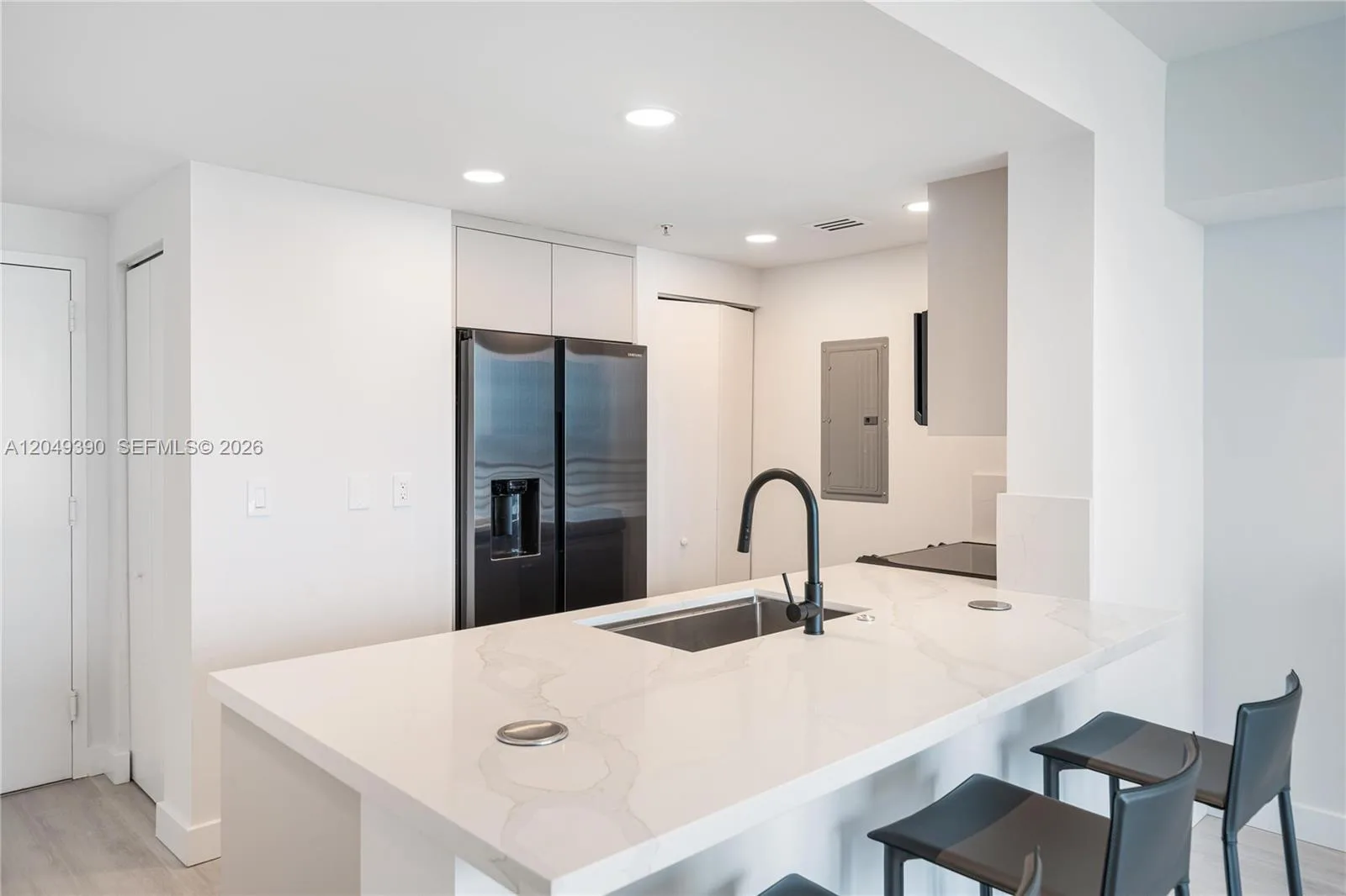 325 S Biscayne Blvd # 2920, Miami, FL 33131 photo 7