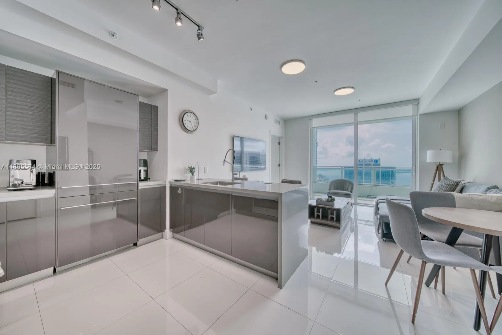 1080 Brickell Ave # 3802, Miami, FL 33131