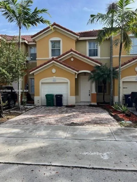 8525 SW 165th Pl # 8525, Miami, FL 33193