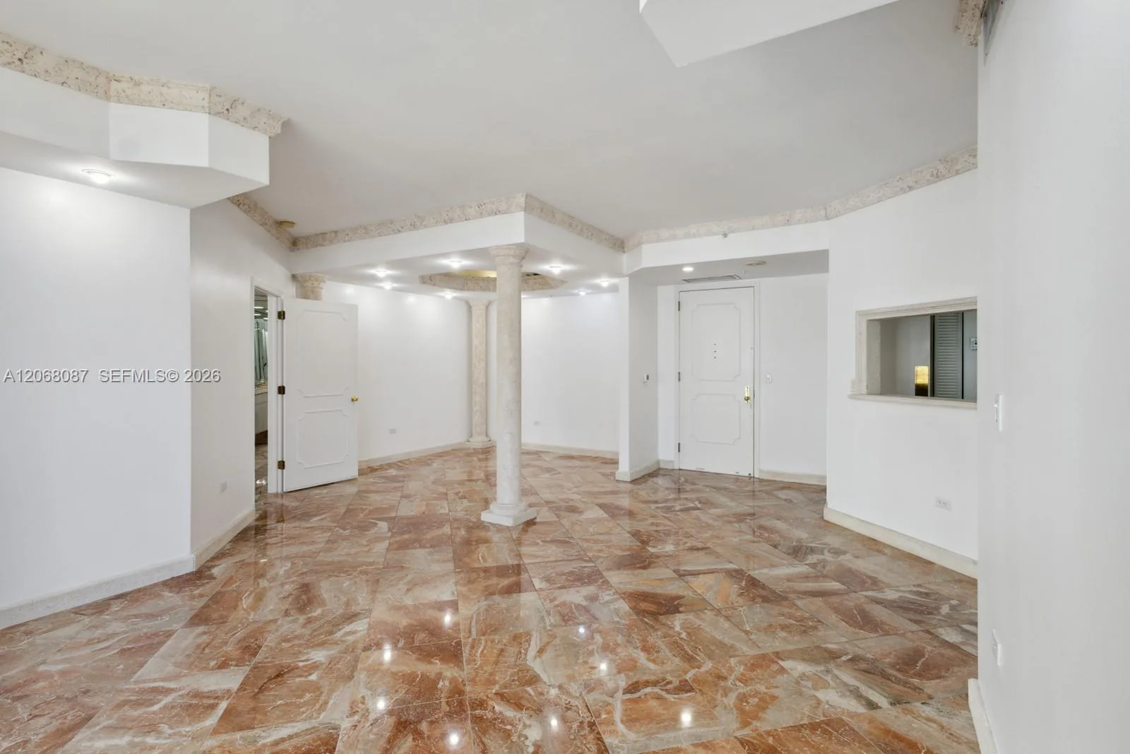 888 Brickell Key Dr # 1600, Miami, FL 33131 photo 4