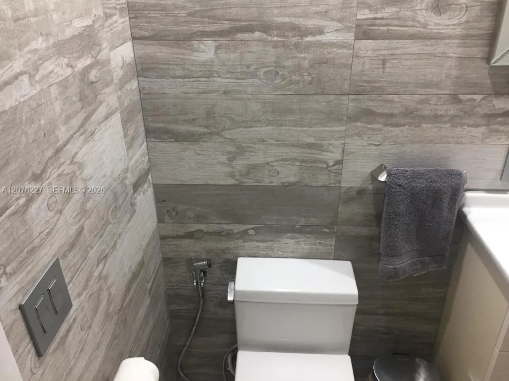 485 Brickell Ave # 1811, Miami, FL 33131 photo 13
