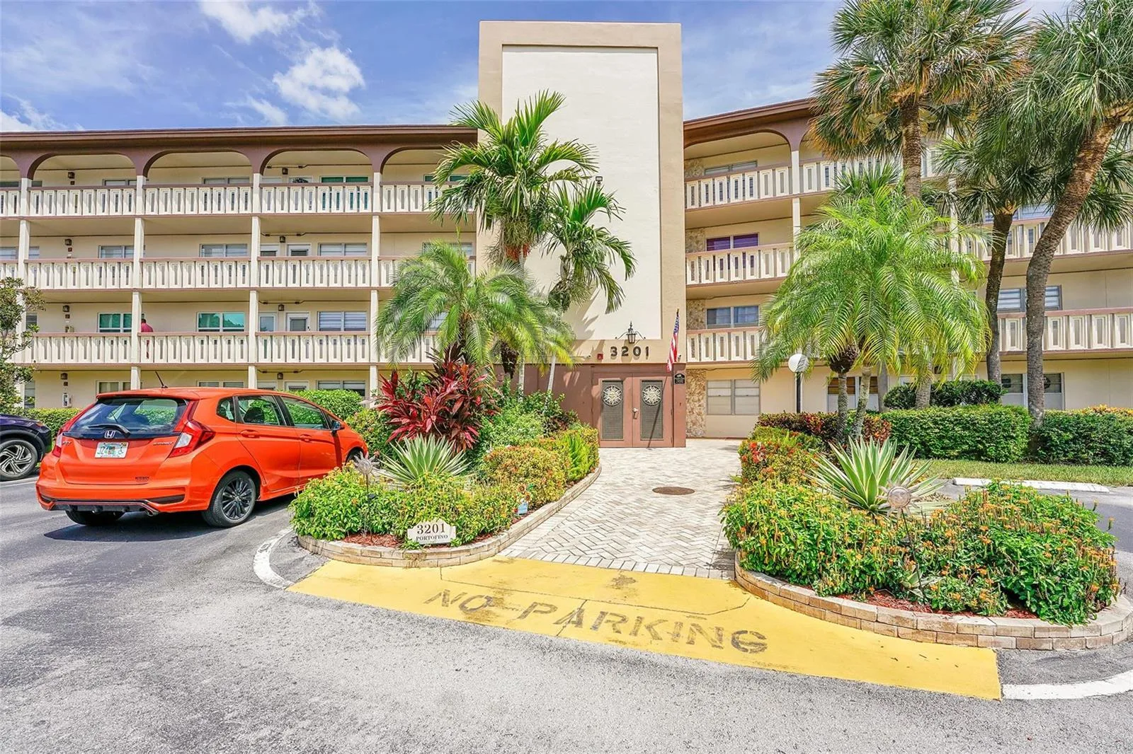3201 PORTOFINO Point # C2, Coconut Creek, FL 33066