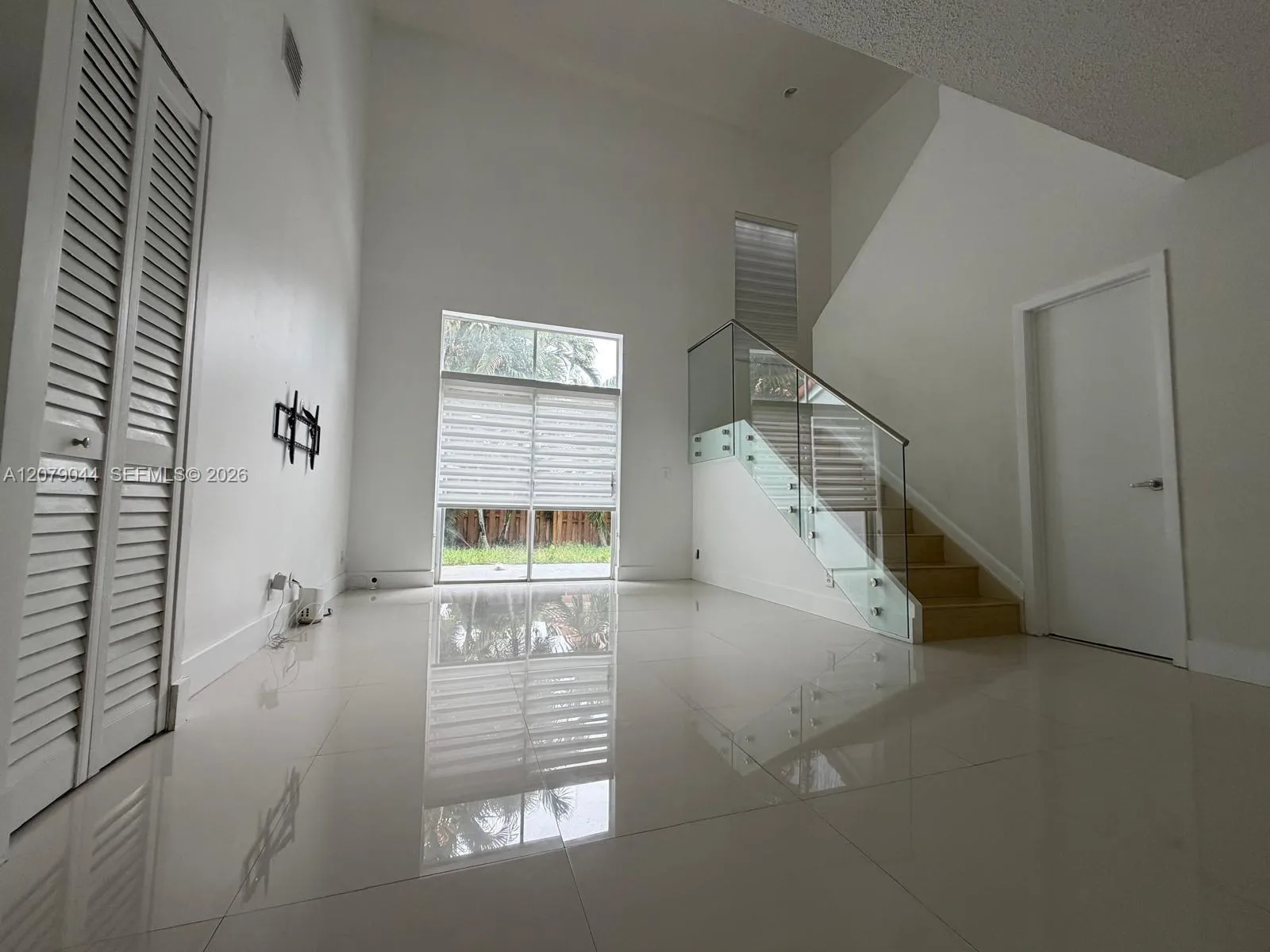 4774 NW 5th Pl, Coconut Creek, FL 33063 photo 2