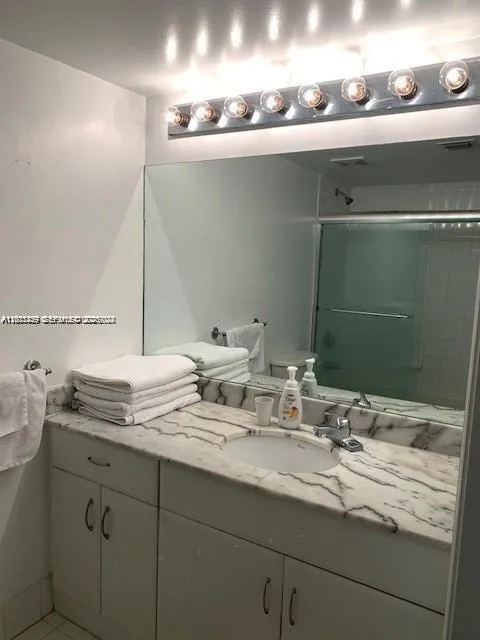 1200 Brickell Bay Dr # 2716, Miami, FL 33131 photo 5