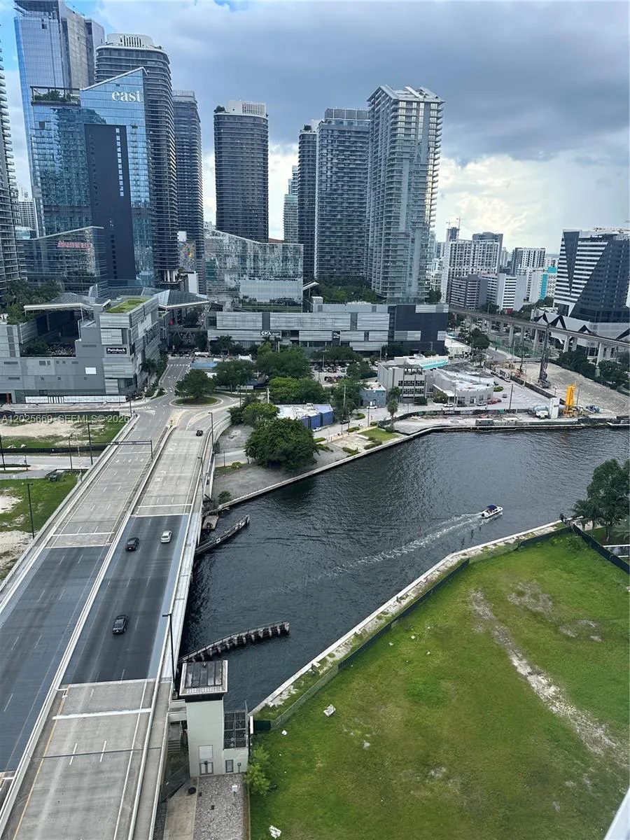 350 S Miami Ave # 2302, Miami, FL 33130