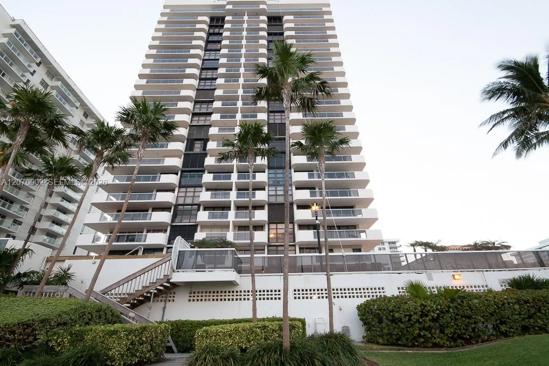 5757 Collins Ave # 703, Miami Beach, FL 33140