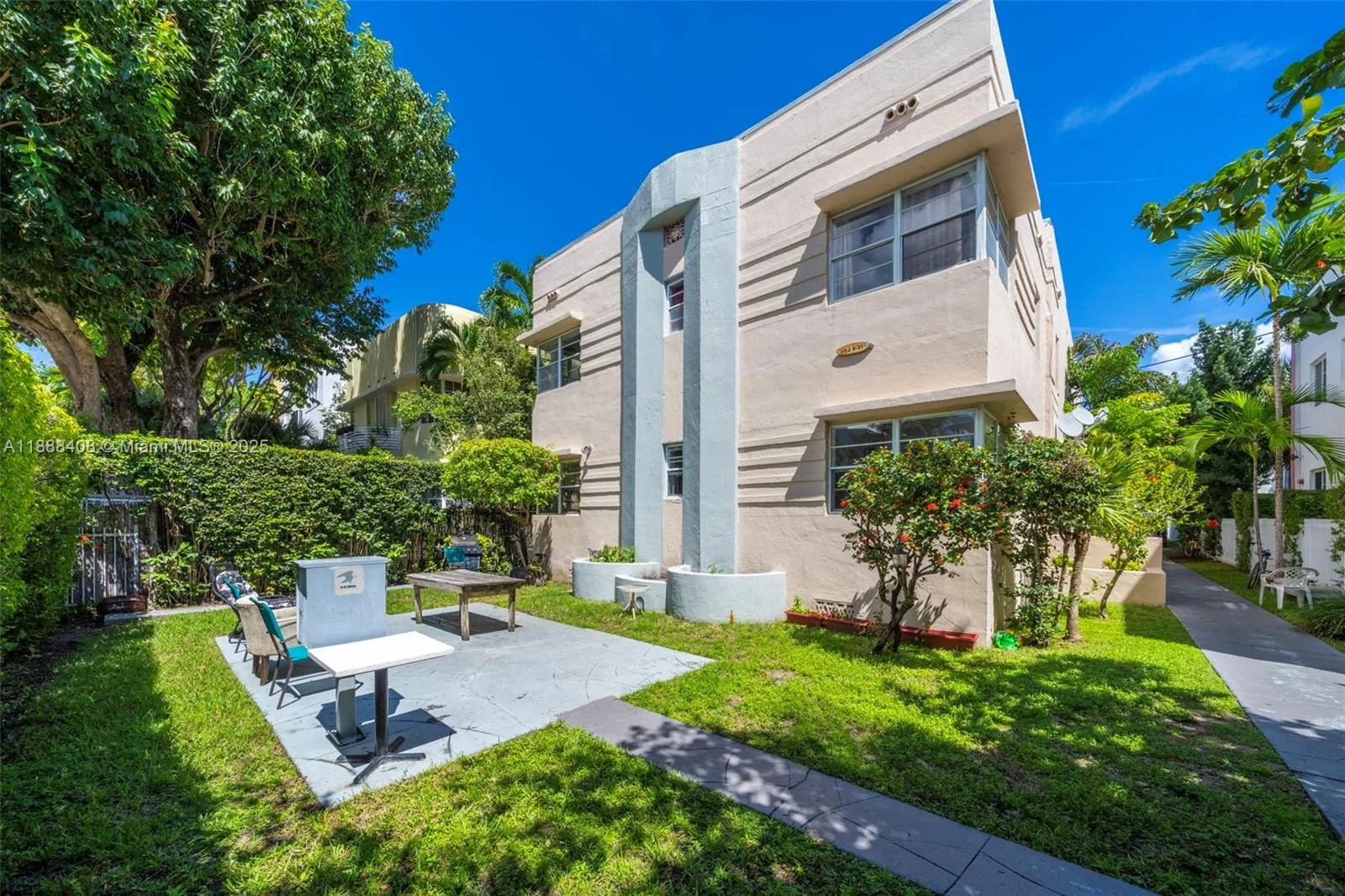 1329 Pennsylvania Ave, Miami Beach, FL 33139