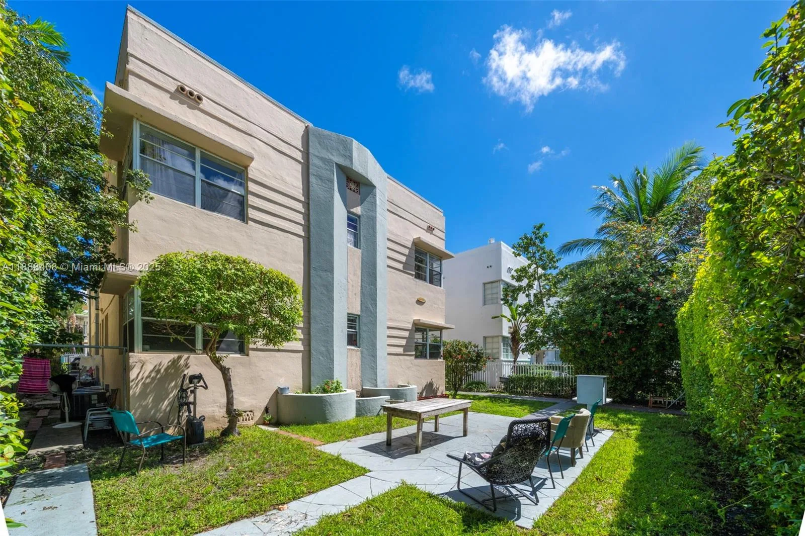 1329 Pennsylvania Ave, Miami Beach, FL 33139 photo 2