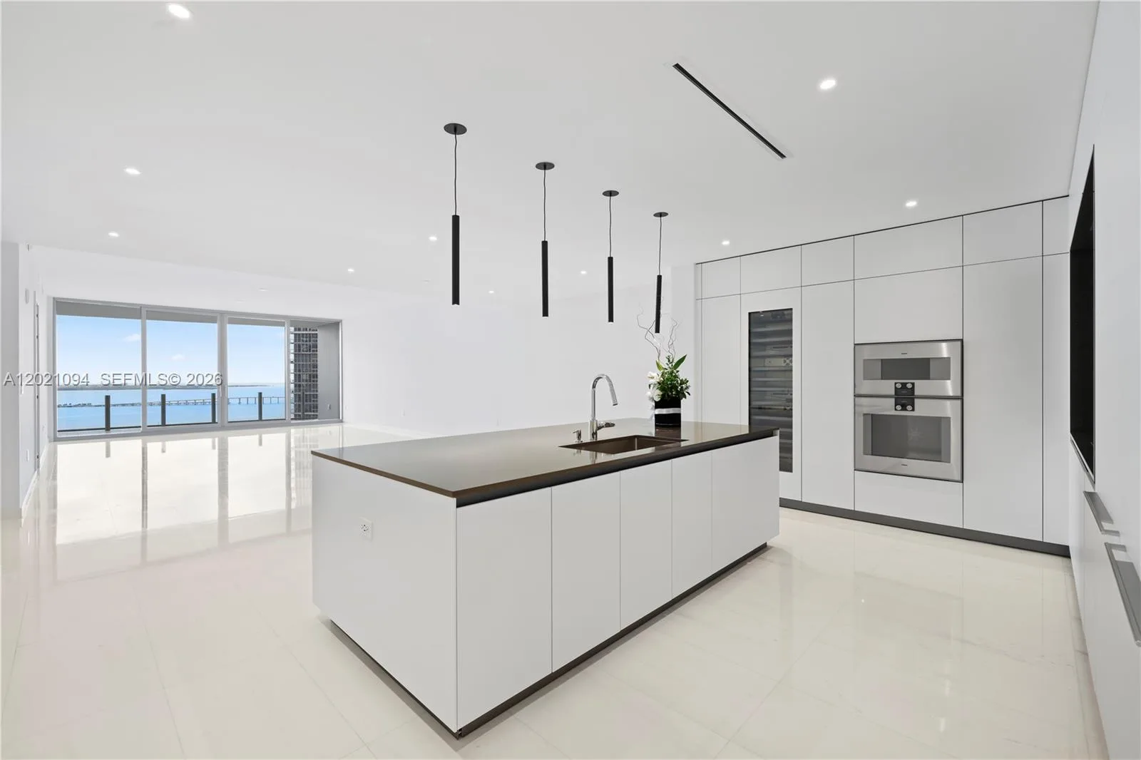 300 Biscayne Blvd Way # 3404C, Miami, FL 33131