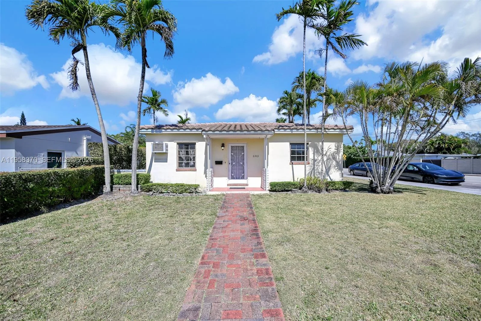 6303 SW 43rd St, South Miami, FL 33155 photo 2