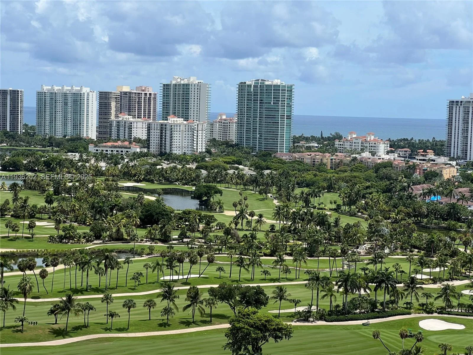 19501 W Country Club Dr # 2313, Aventura, FL 33180