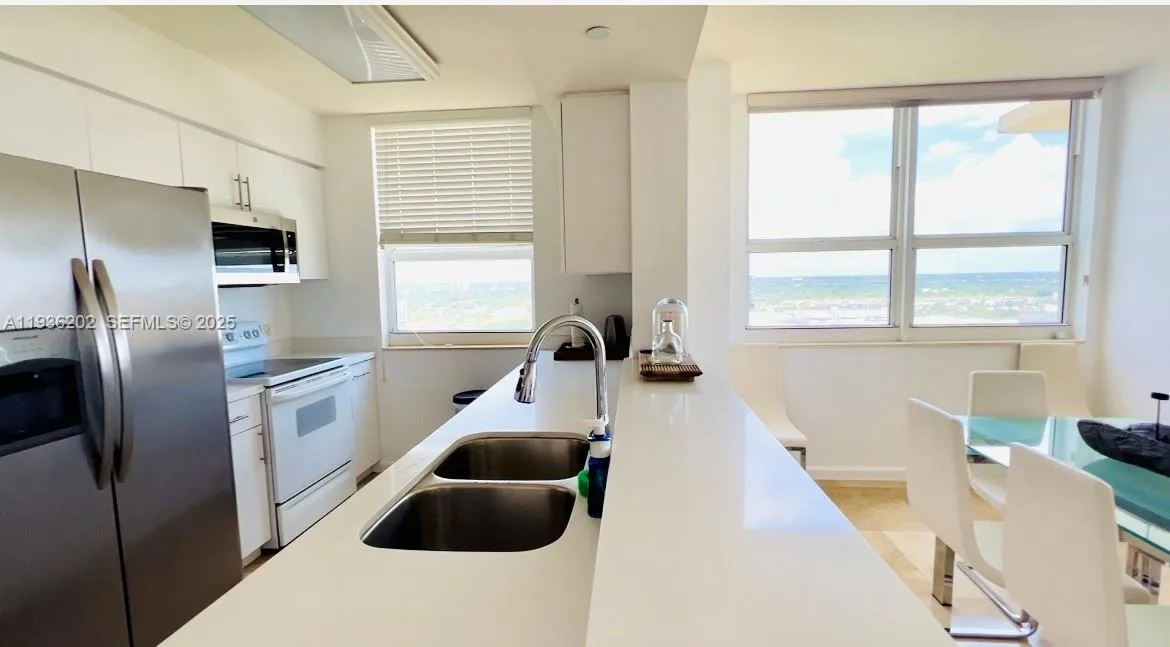 19501 W Country Club Dr # 2313, Aventura, FL 33180 photo 4