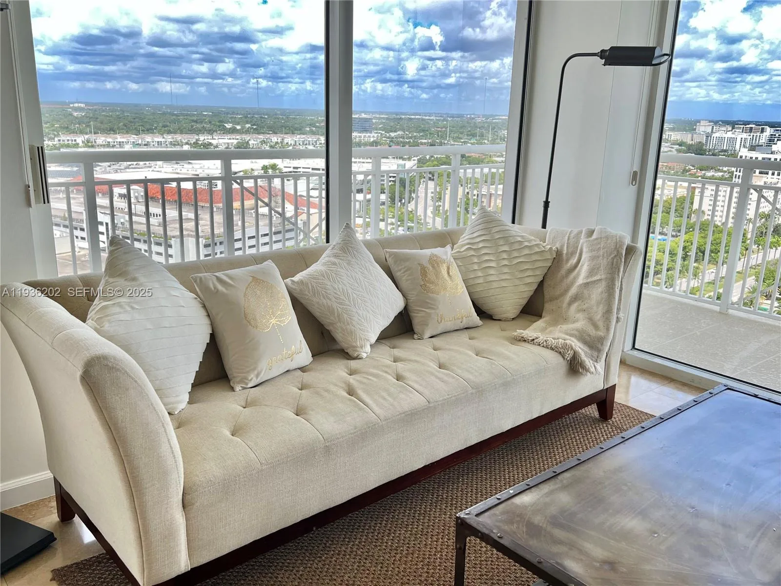 19501 W Country Club Dr # 2313, Aventura, FL 33180 photo 5