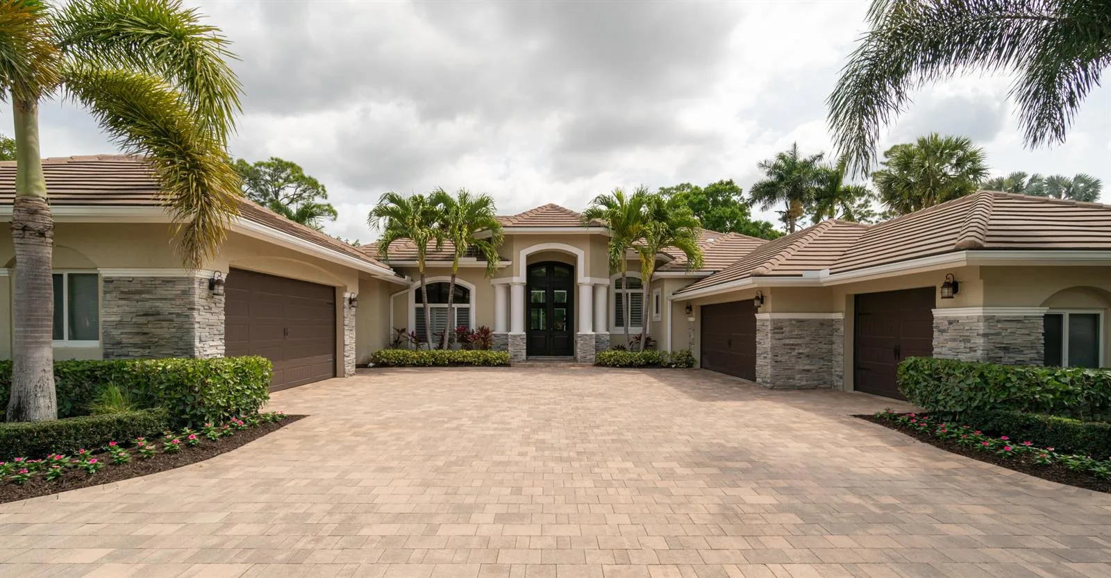 1209 Breakers West Boulevard, West Palm Beach, FL 33411
