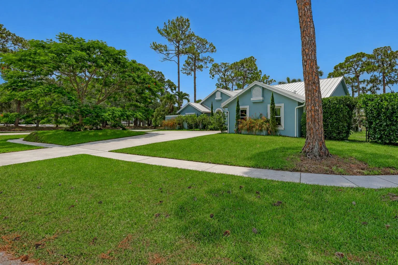 12925 Saint Davids Court, Wellington, FL 33414 photo 11