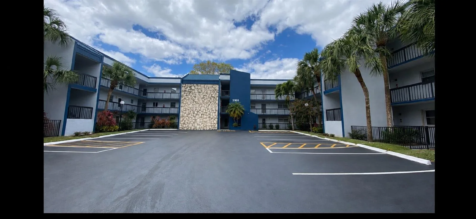 3160 HOLIDAY SPRINGS Boulevard # 7-311, Margate, FL 33063
