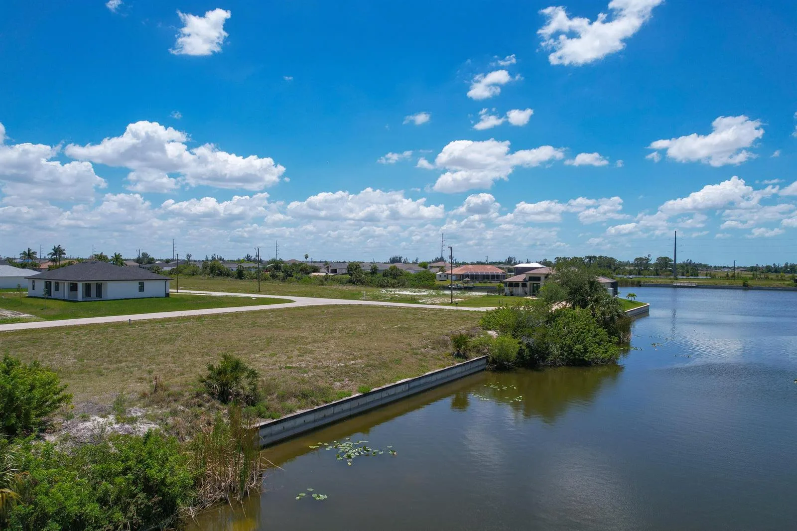904 NW 12th Avenue, Cape Coral, FL 33993 photo 4