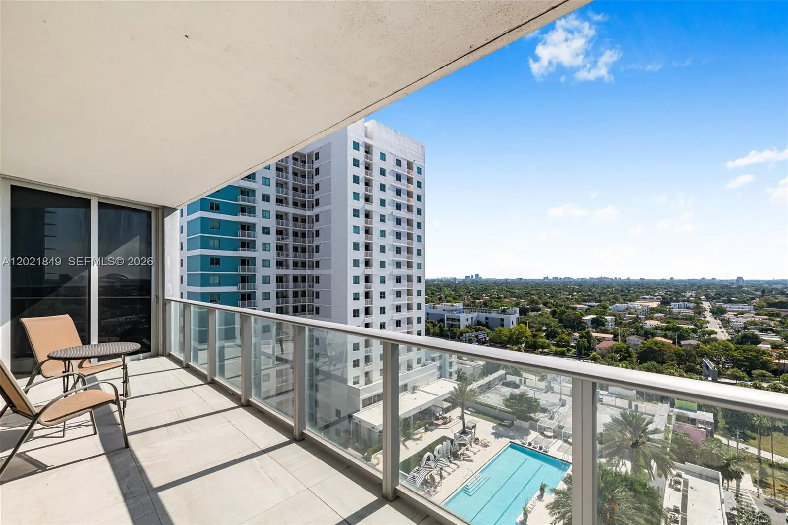 1010 SW 2nd Ave # 1608, Miami, FL 33130