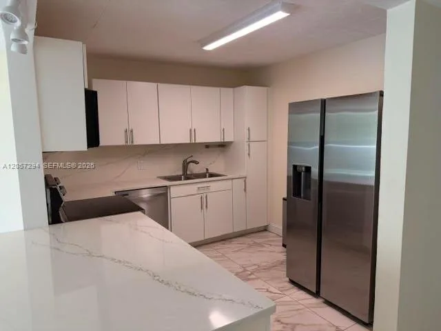 2801 NE 183rd St # 308W, Aventura, FL 33160 photo 4