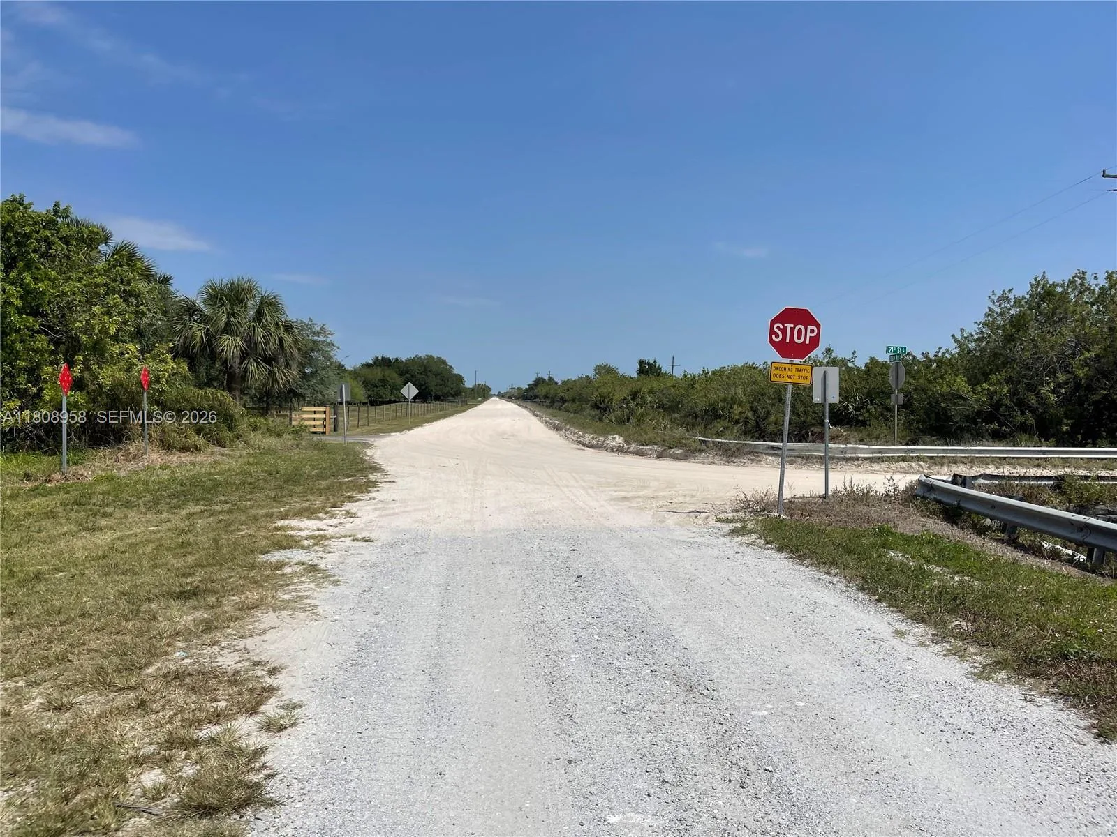 2105 86th Ave SW, Vero Beach, FL 32966