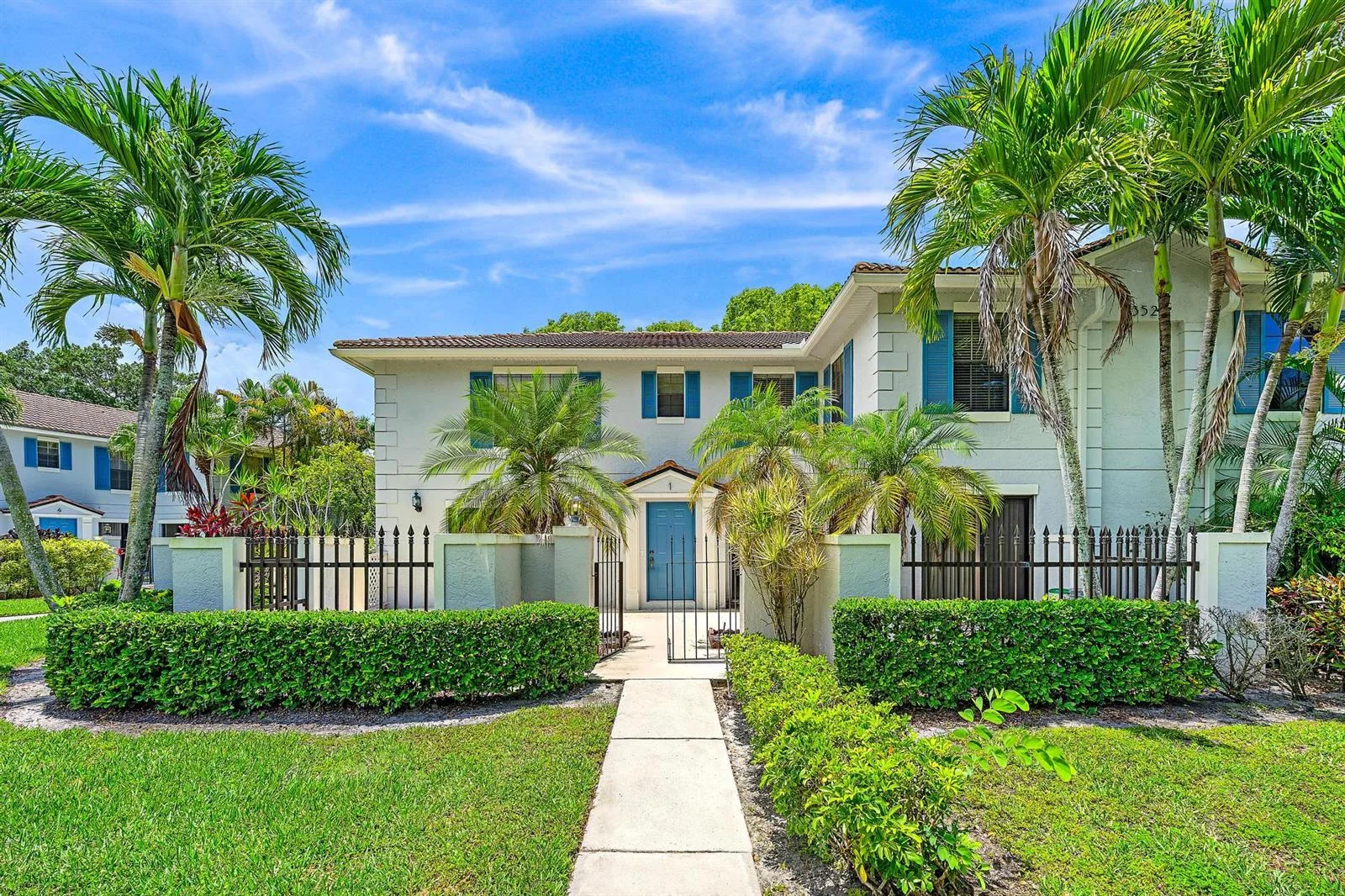 352 Prestwick Circle # 1, Palm Beach Gardens, FL 33418