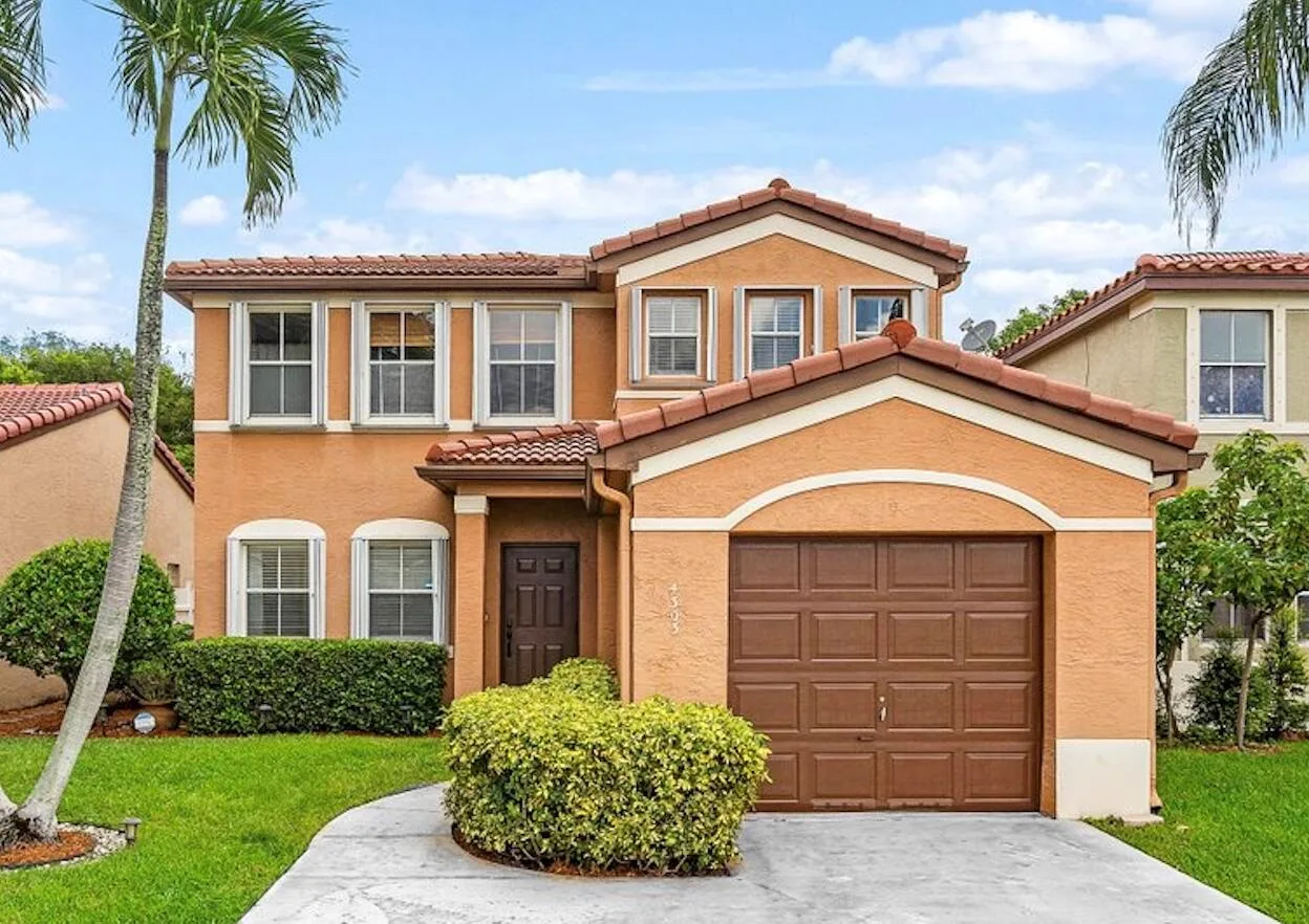 4303 NW 1ST Drive, Deerfield Beach, FL 33442