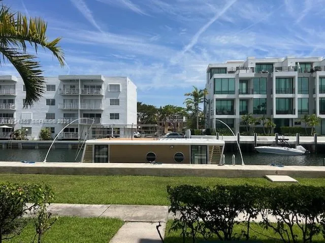 3923 NE 166th St # N-108, North Miami Beach, FL 33160 photo 5