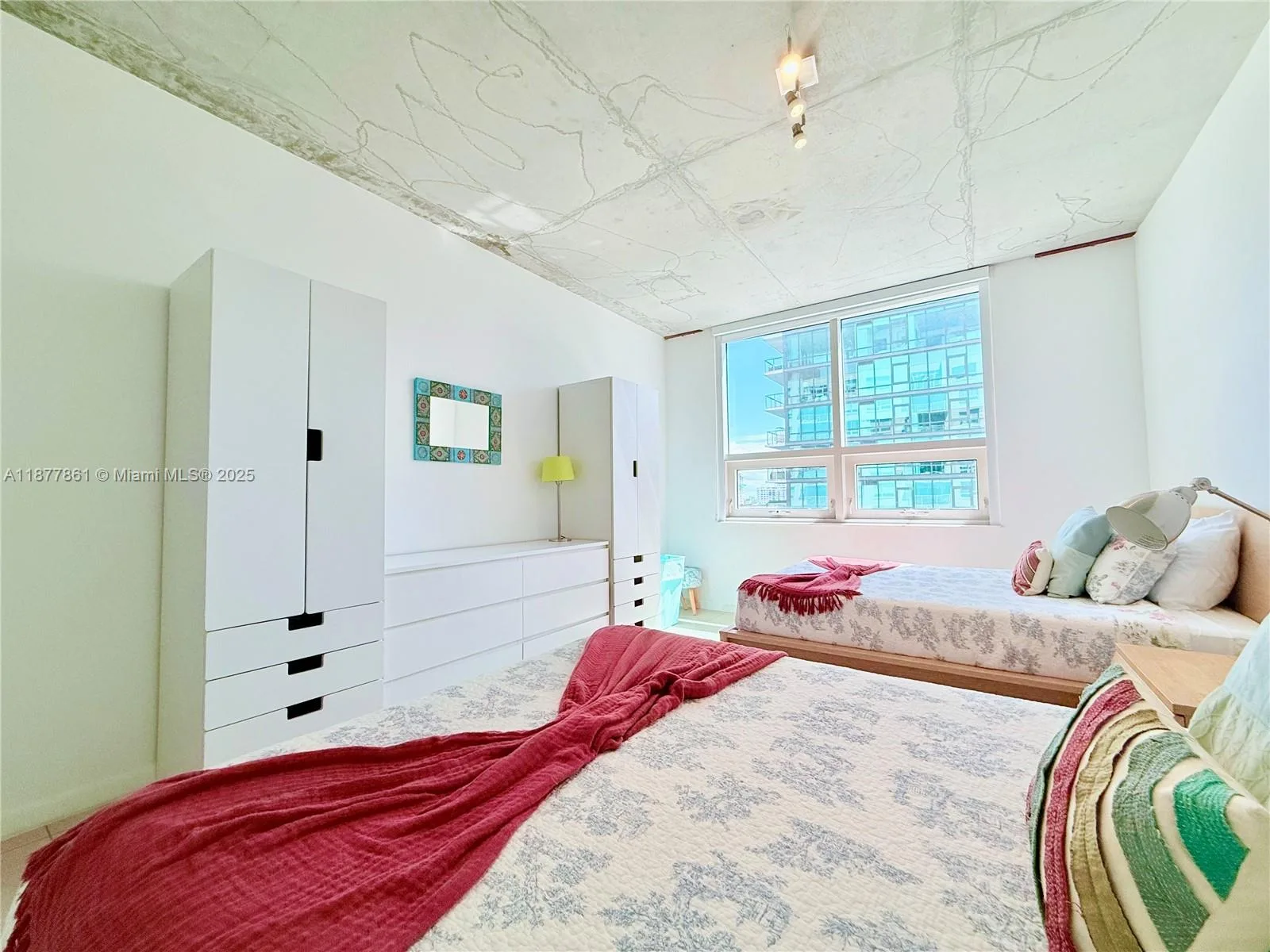 3250 NE 1st Ave # 617, Miami, FL 33137 photo 12