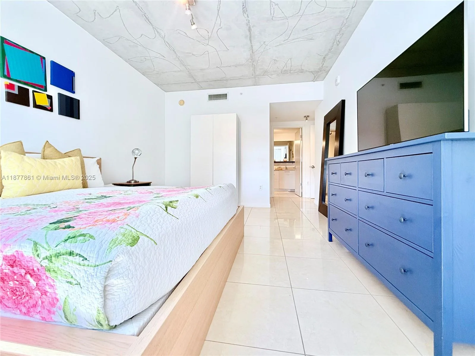 3250 NE 1st Ave # 617, Miami, FL 33137 photo 9